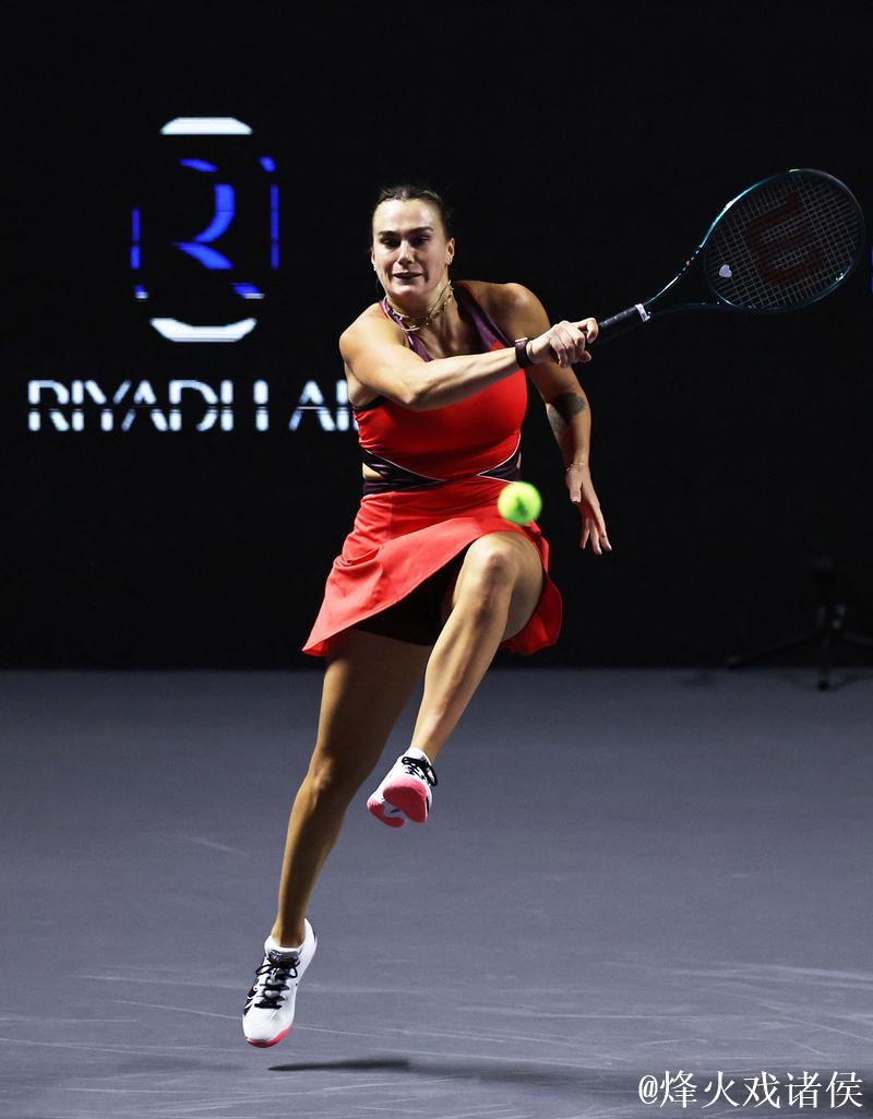 萨巴伦卡2-0战胜高芙 WTA总决赛四强对阵出炉 萨巴伦卡2-0战胜高芙 WTA总决赛四强对阵出炉